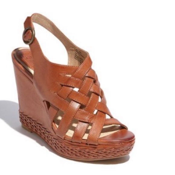 Frye Shoes - Frye 'Corrina Strappy' Wedge